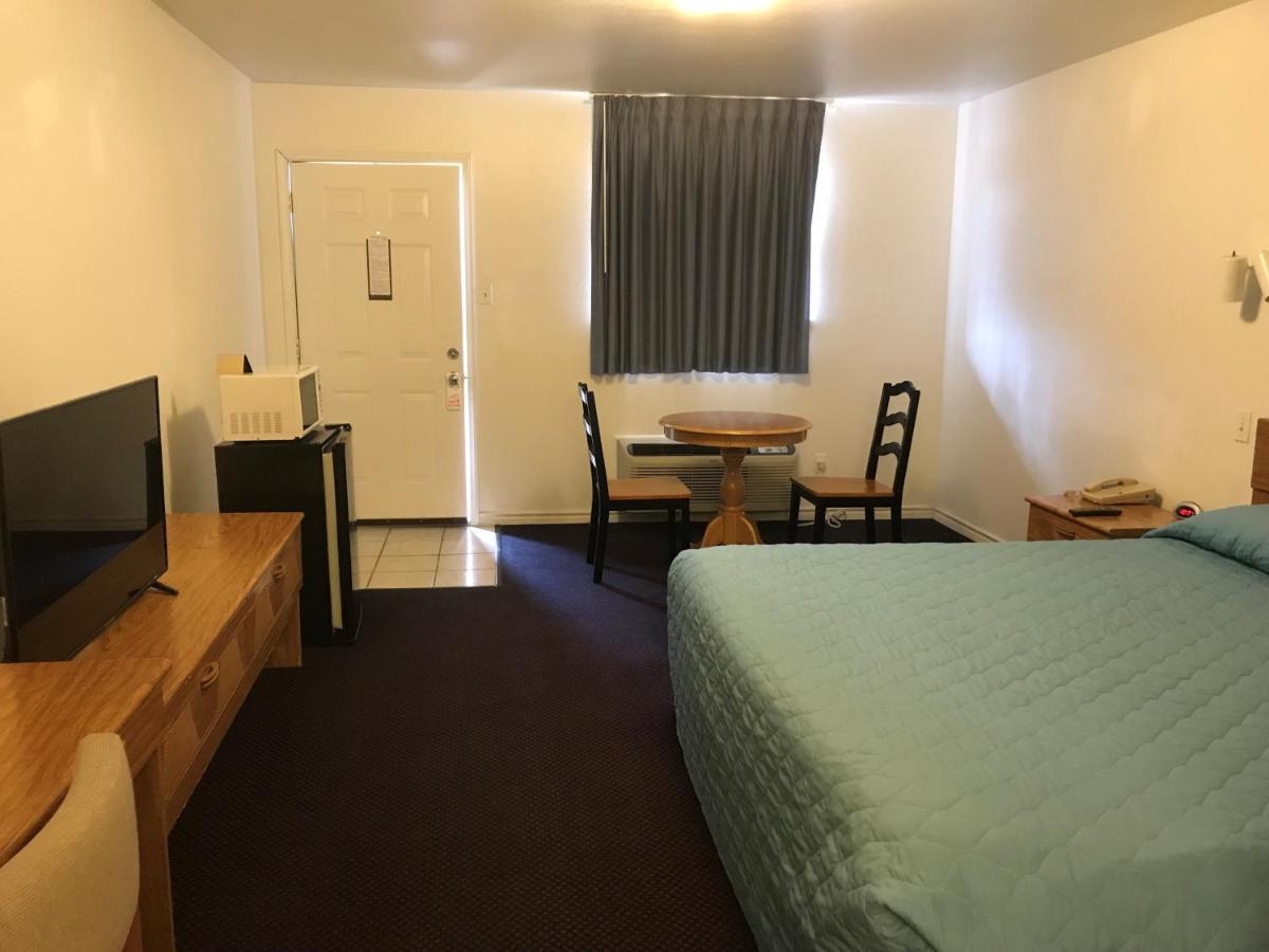 Luxury Inn George West Extérieur photo