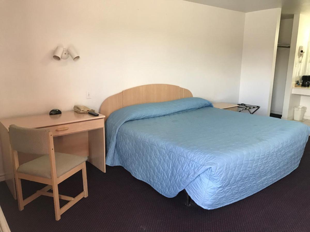 Luxury Inn George West Extérieur photo