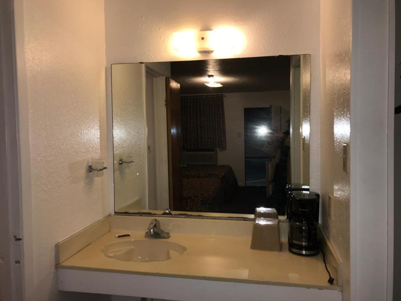 Luxury Inn George West Extérieur photo