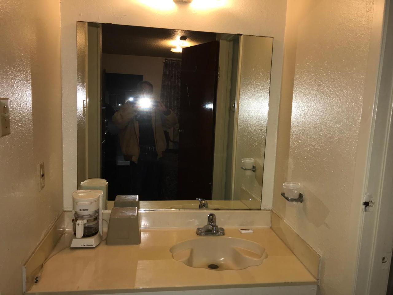 Luxury Inn George West Extérieur photo